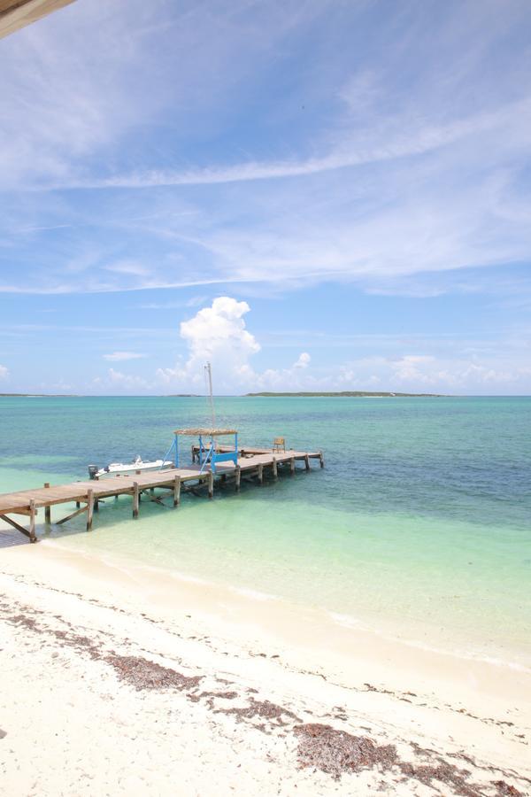 Exuma Point Beach Villas Rolleville Bagian luar foto